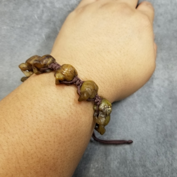 Turtle bracelet carved stone agate bracelet - Picture 9 of 14